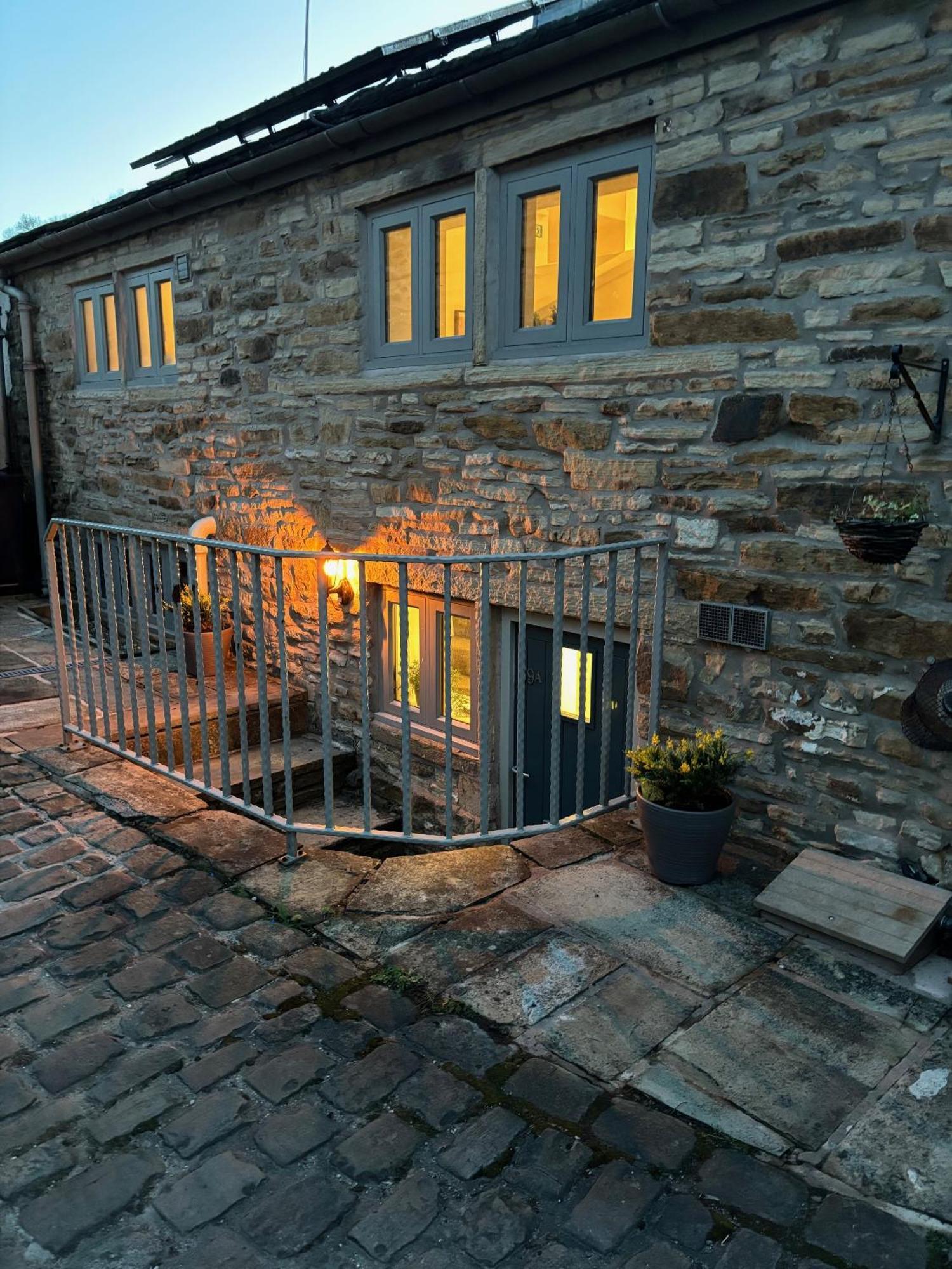 Bridge Apartment Stockport Exterior photo